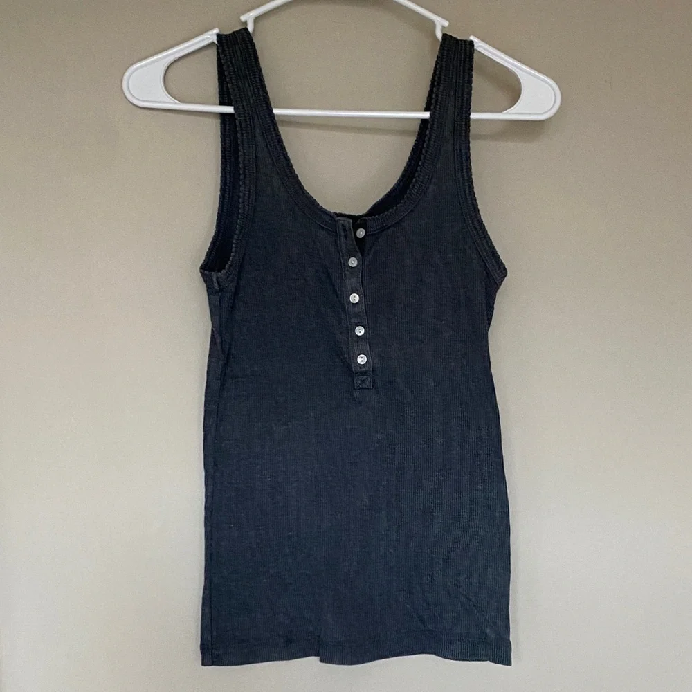 Classic Gray Sleeveless Henley Tank Top - Picture 1 of 3